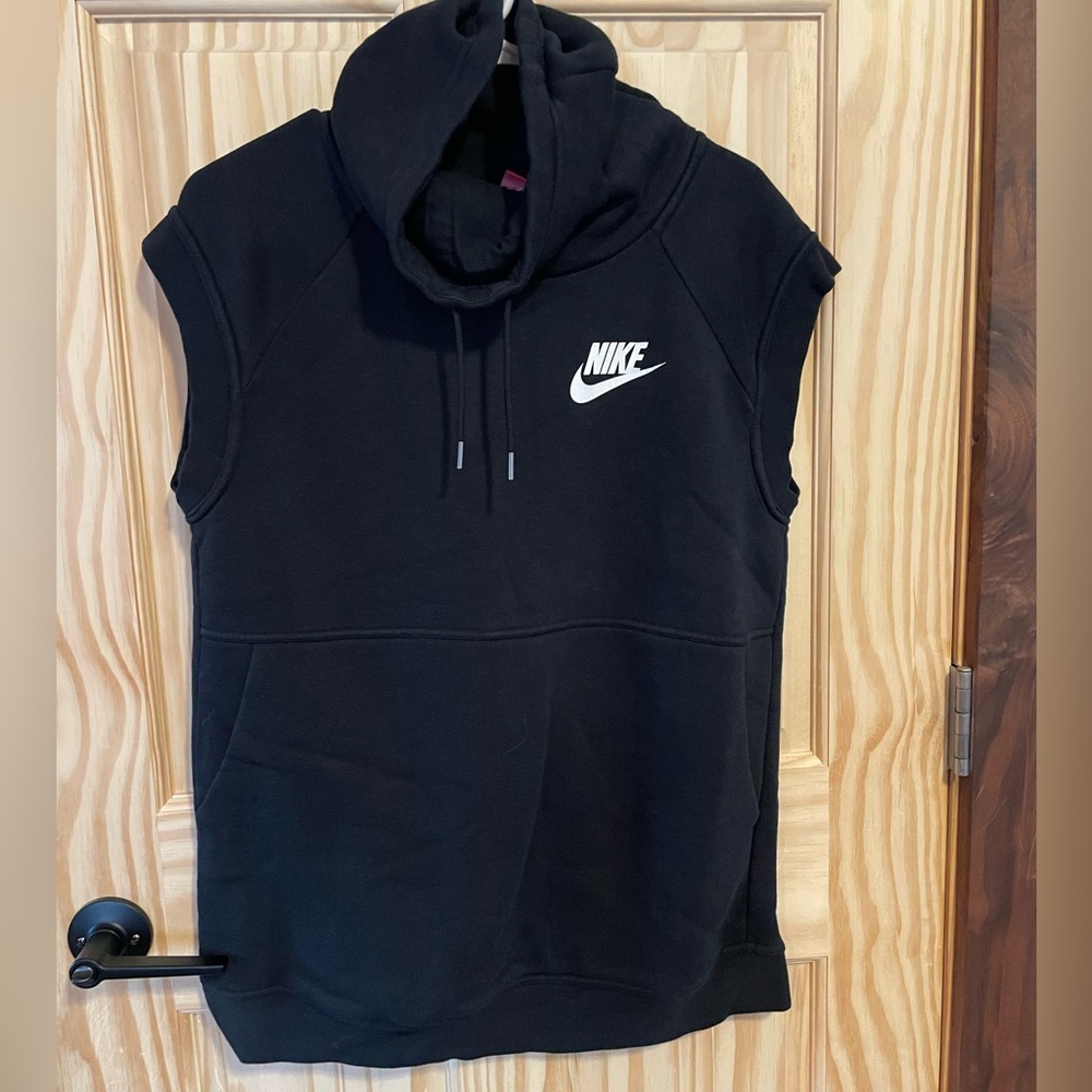 NIKE black armless sweatshirt